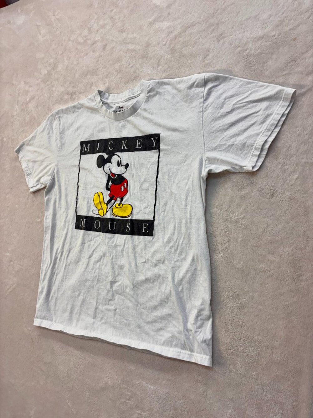 Disney Mickey Mouse Official Unisex T-Shirt --- Size: XL --- Great Condition!!